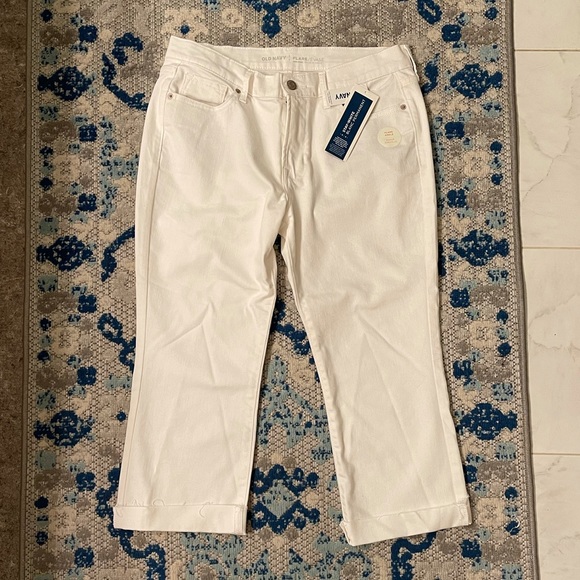 Old Navy Stay White jeans - Picture 1 of 5